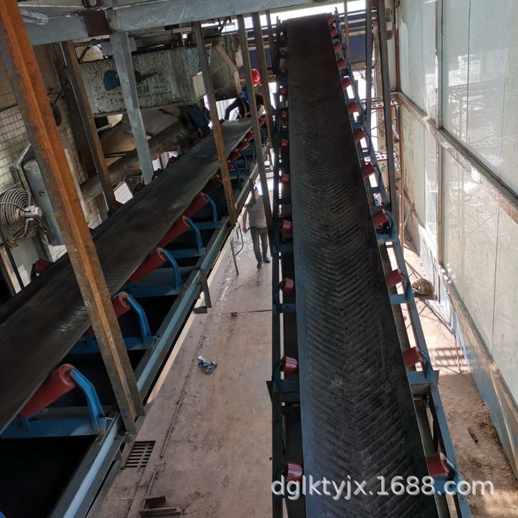 48a523c209ca323a197f61b80069f3